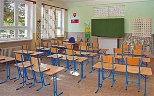 Petícia proti zavedeniu cyklov v základných školách v navrhovanej kurikulárnej reforme 